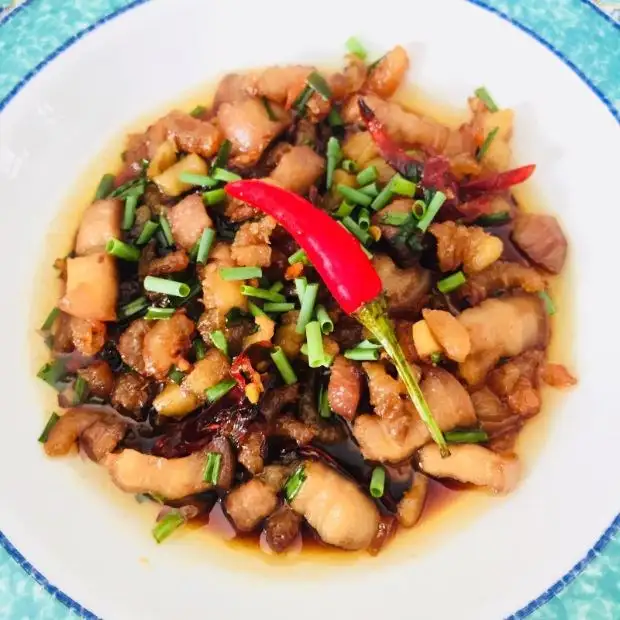 Cách làm 2 cách làm thịt kho quẹt ngon đậm đà chuẩn vị cho bữa cơm dân dã Hình ảnh món 2 cách làm thịt kho quẹt ngon đậm đà chuẩn vị cho bữa cơm dân dã - Công thức nấu ăn chi tiết