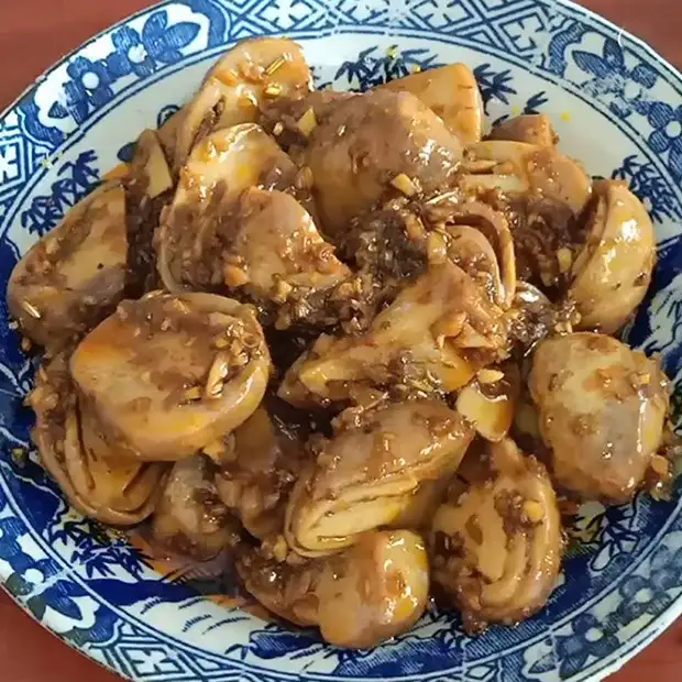 Hình ảnh món Cách làm nấm rơm kho sả ớt lạ miệng, thơm ngon đổi vị cho gia đình - Công thức nấu ăn chi tiết