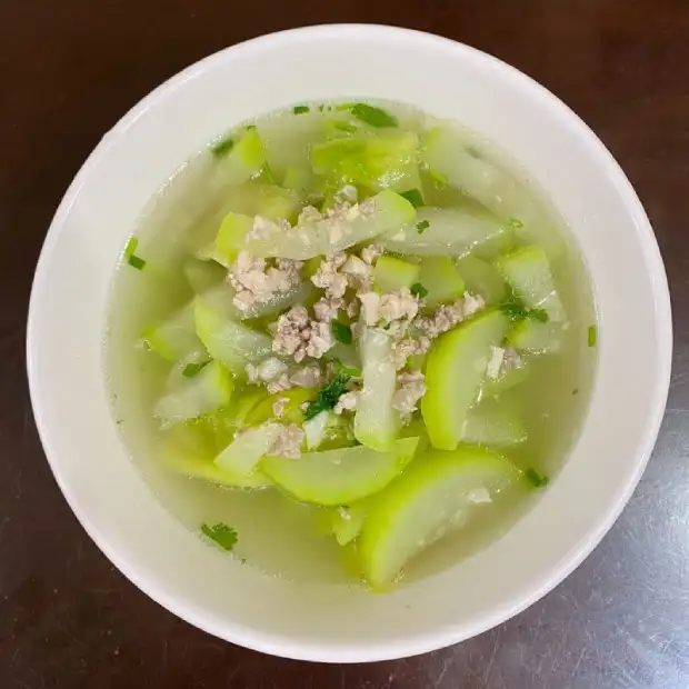 Hình ảnh món Cách nấu canh bầu thịt băm thanh mát, mềm bùi siêu bắt cơm - Công thức nấu ăn chi tiết