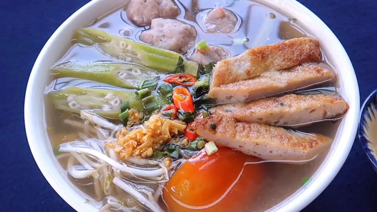 Cách làm Cách làm canh chua chả cá thác lác thơm ngon đơn giản tại nhà Hình ảnh món Cách làm canh chua chả cá thác lác thơm ngon đơn giản tại nhà - Công thức nấu ăn chi tiết