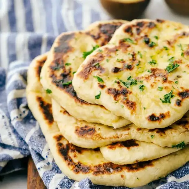 Cách làm Cách làm bánh naan - bánh mì truyền thống Ấn Độ Hình ảnh món Cách làm bánh naan - bánh mì truyền thống Ấn Độ - Công thức nấu ăn chi tiết