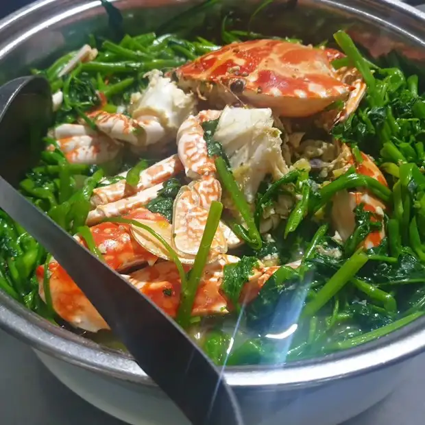 Cách làm Cách nấu lẩu ghẹ rau muống thanh ngọt, bổ dưỡng thơm ngon đơn giản tại nhà Hình ảnh món Cách nấu lẩu ghẹ rau muống thanh ngọt, bổ dưỡng thơm ngon đơn giản tại nhà - Công thức nấu ăn chi tiết