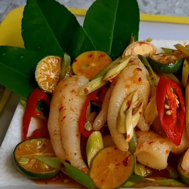 Hình ảnh món Cách làm chân gà ngâm sả tắc chay dai giòn sừn sựt siêu đơn giản - Công thức nấu ăn chi tiết