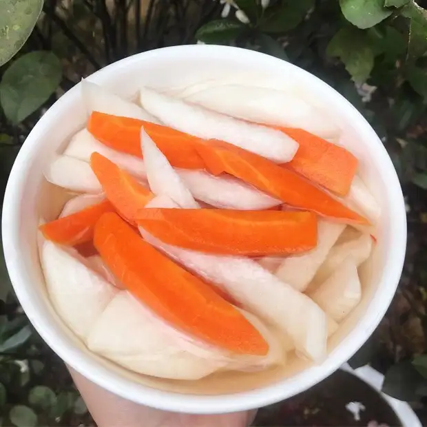 Cách làm 2 Cách làm củ cải ngâm chua ngọt giòn ngon cực dễ làm tại nhà Hình ảnh món 2 Cách làm củ cải ngâm chua ngọt giòn ngon cực dễ làm tại nhà - Công thức nấu ăn chi tiết