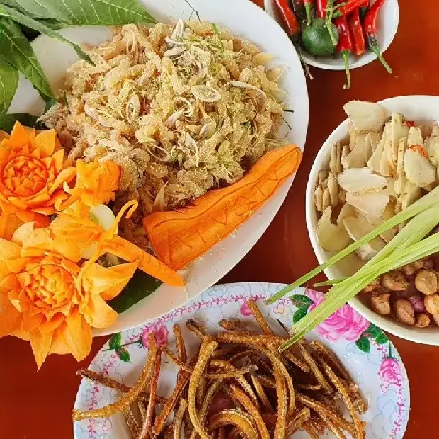 Hình ảnh món Cách làm gỏi cá nhệch (gỏi nhệch) thơm ngon hấp dẫn chuẩn vị dễ làm - Công thức nấu ăn chi tiết
